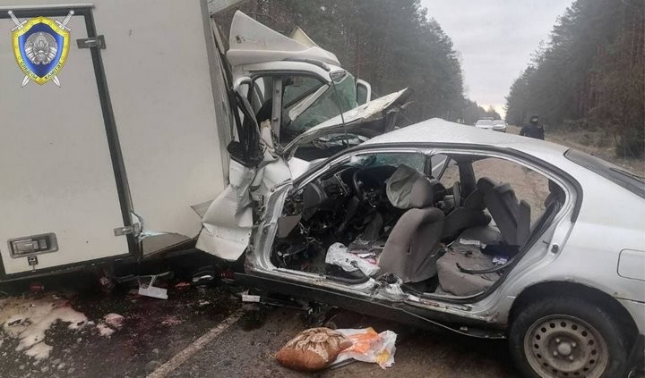 Страшное ДТП произошло в Брестской области. Погибли супруги, трехлетняя девочка в больнице