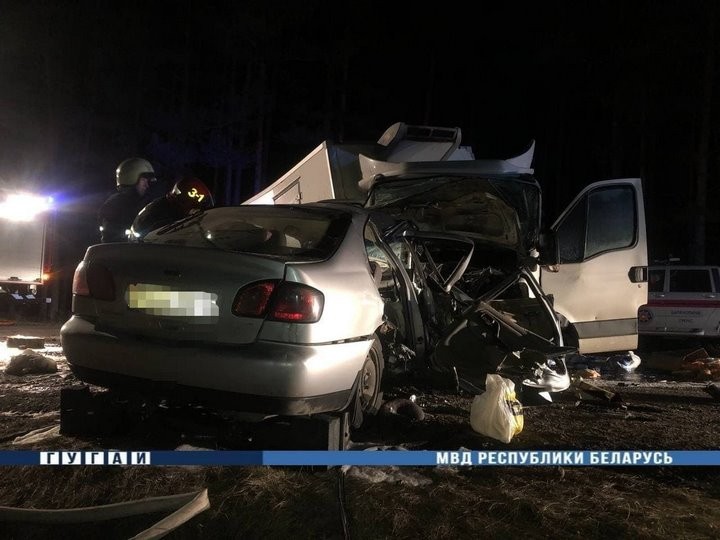 Страшное ДТП произошло в Брестской области. Погибли супруги, трехлетняя девочка в больнице