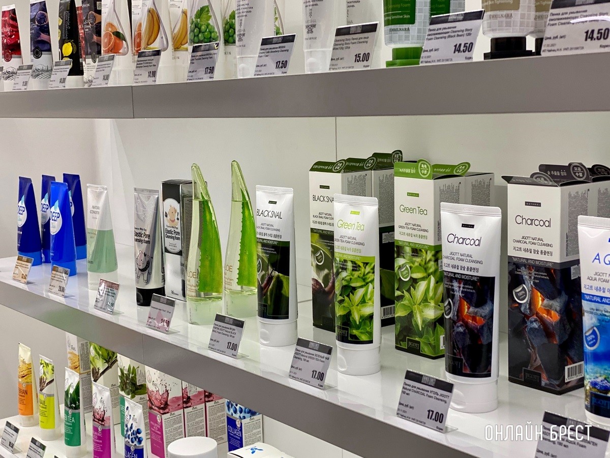 Любимым, милым, нежным! Красивые подарочные наборы с корейской косметикой к 8 марта в магазине «Аньён!» в Бресте