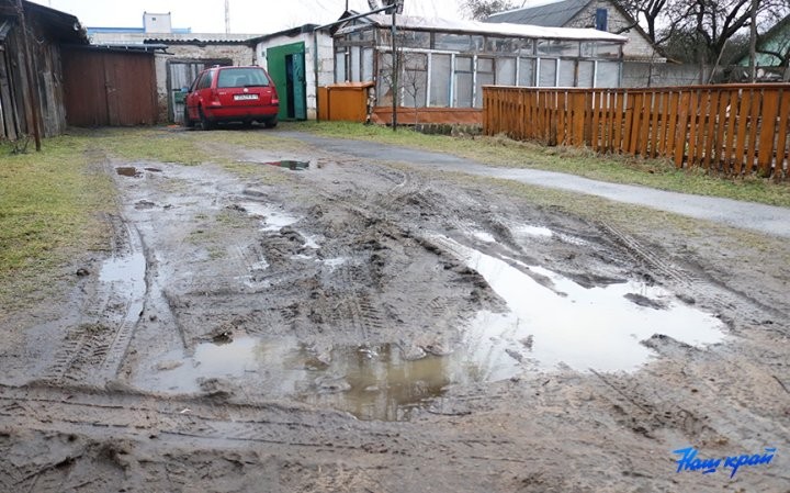 Стоянки против грядок или что-то большее? Соседская война разразилась в Барановичах