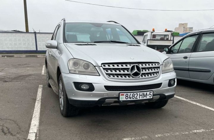 По низу рынка. Белорус дёшево купил Mercedes-Benz ML W164. Догадайтесь, сколько ушло на ремонт