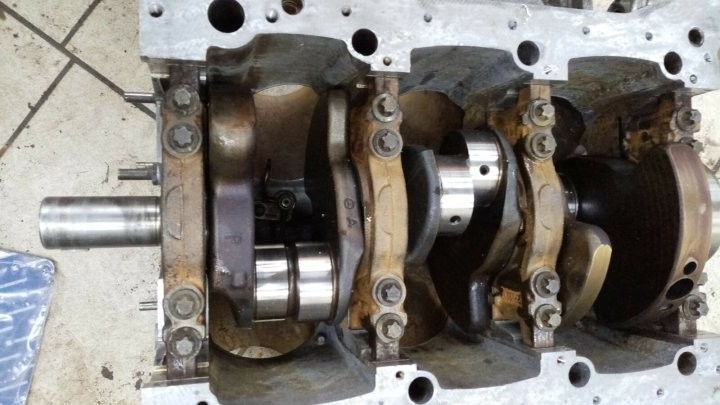 По низу рынка. Белорус дёшево купил Mercedes-Benz ML W164. Догадайтесь, сколько ушло на ремонт