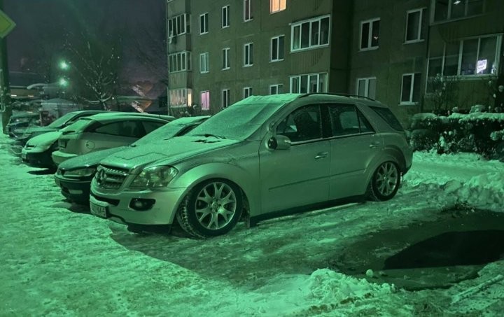 По низу рынка. Белорус дёшево купил Mercedes-Benz ML W164. Догадайтесь, сколько ушло на ремонт
