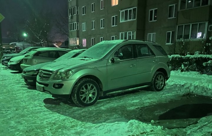 По низу рынка. Белорус дёшево купил Mercedes-Benz ML W164. Догадайтесь, сколько ушло на ремонт