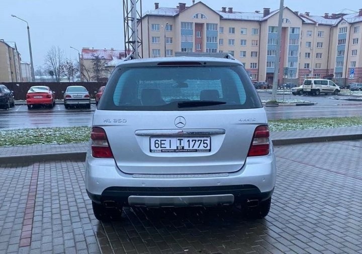 По низу рынка. Белорус дёшево купил Mercedes-Benz ML W164. Догадайтесь, сколько ушло на ремонт