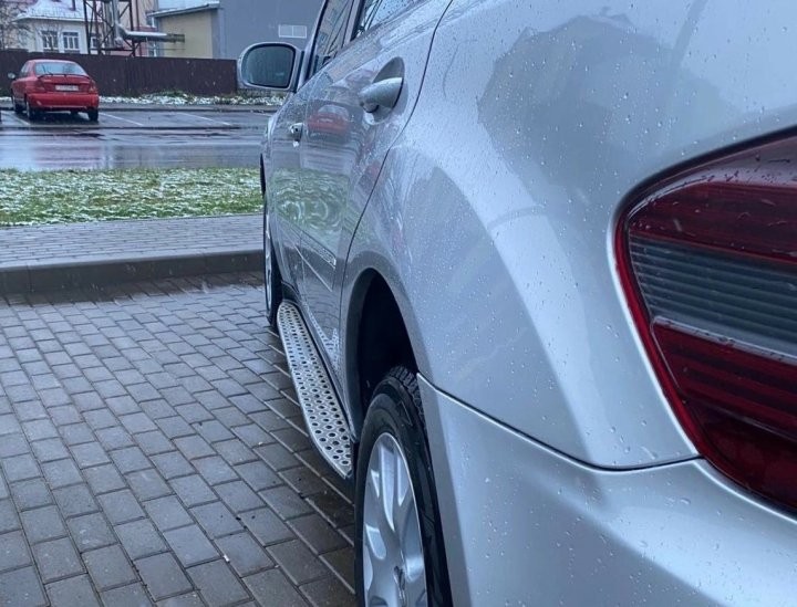 По низу рынка. Белорус дёшево купил Mercedes-Benz ML W164. Догадайтесь, сколько ушло на ремонт
