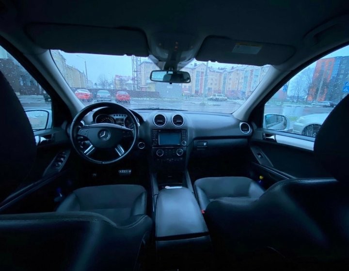 По низу рынка. Белорус дёшево купил Mercedes-Benz ML W164. Догадайтесь, сколько ушло на ремонт