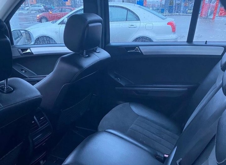 По низу рынка. Белорус дёшево купил Mercedes-Benz ML W164. Догадайтесь, сколько ушло на ремонт