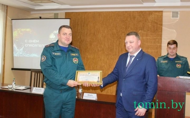 Тысячи боевых выездов, десятки спасенных жизней: профессиональный праздник отмечают работники МЧС Бреста