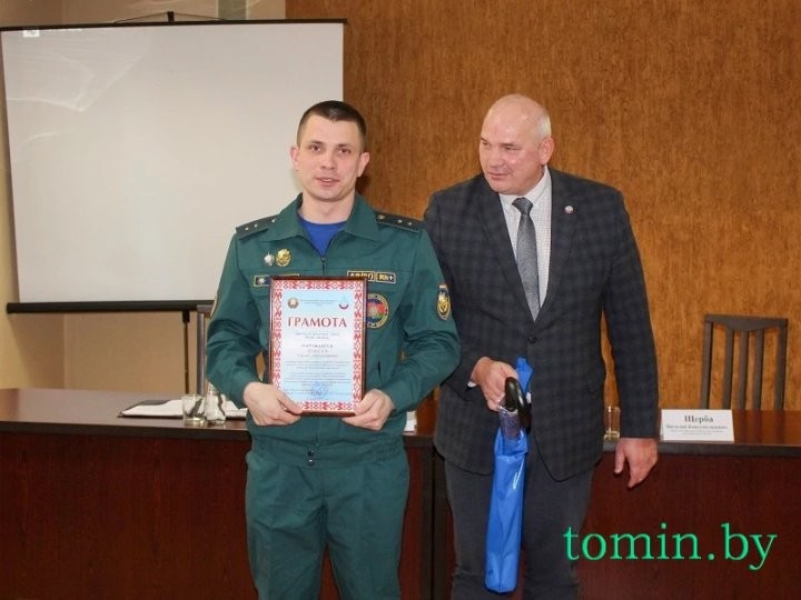 Тысячи боевых выездов, десятки спасенных жизней: профессиональный праздник отмечают работники МЧС Бреста