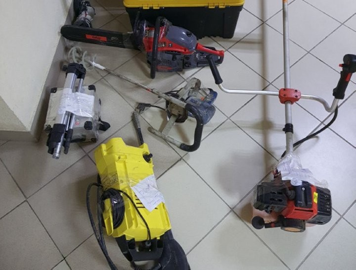 Житель Кобрина похищал инструменты из строящихся домов