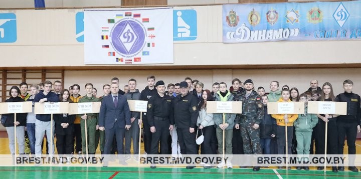 Милицейский спецназ Бреста провел турнир по практической стрельбе