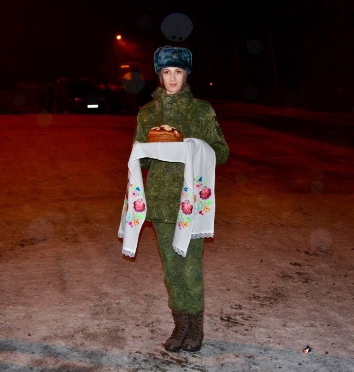 Эшелон с российскими десантниками осуществляет разгрузку на ЖД станции «Брест-Южный»