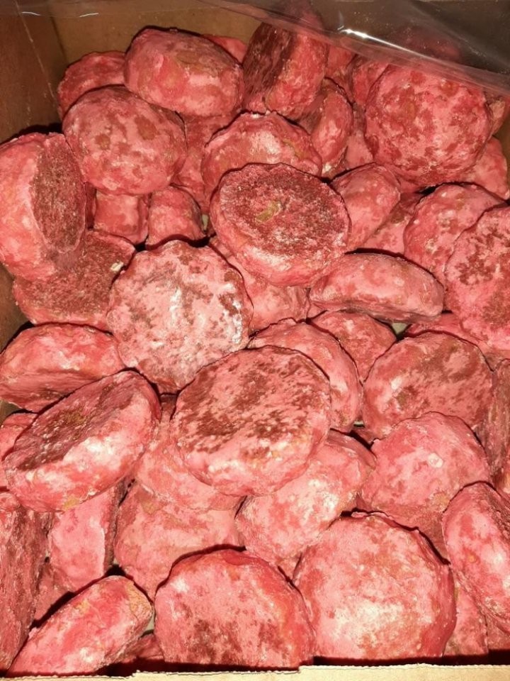 Опасные российские пряники, конфеты и жевачку запретили продавать в Беларуси