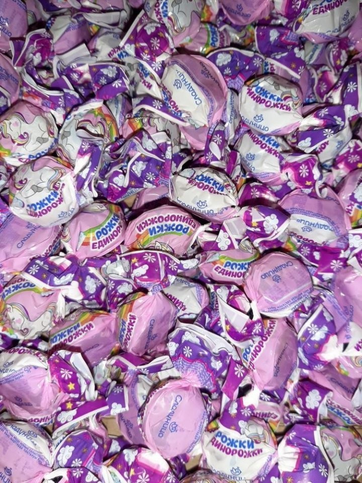 Опасные российские пряники, конфеты и жевачку запретили продавать в Беларуси