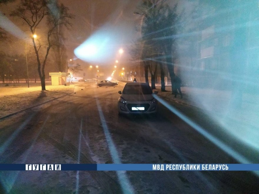 В Бресте на Жукова водитель «Хёндэ» сбил двух пешеходов