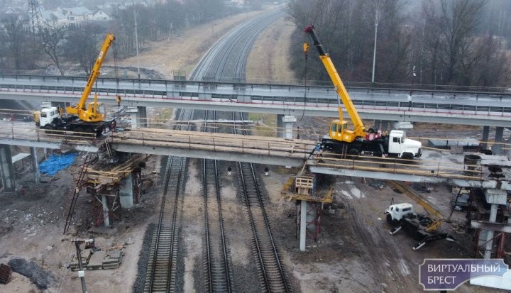 Под Брестом ремонтируют путепровод