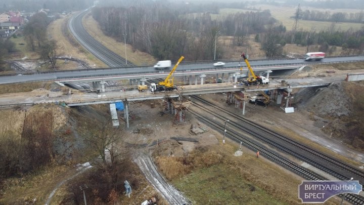 Под Брестом ремонтируют путепровод
