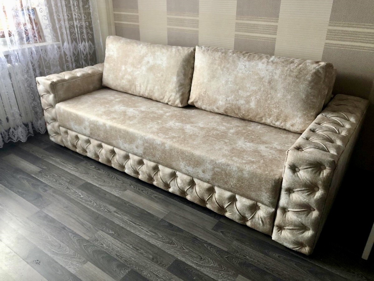 Эти волшебники превращают старые диваны в новые! Фото работ мастерской по реставрации мебели