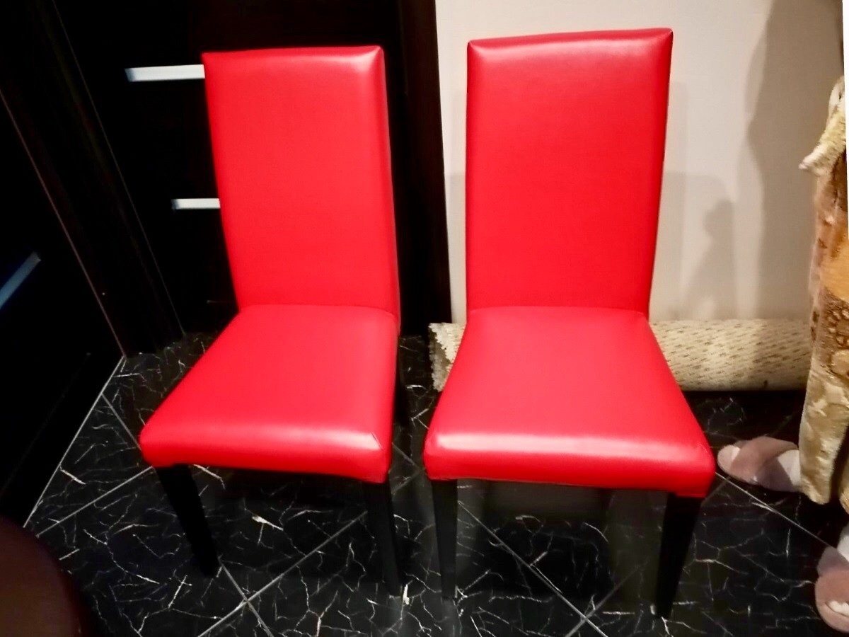 Эти волшебники превращают старые диваны в новые! Фото работ мастерской по реставрации мебели