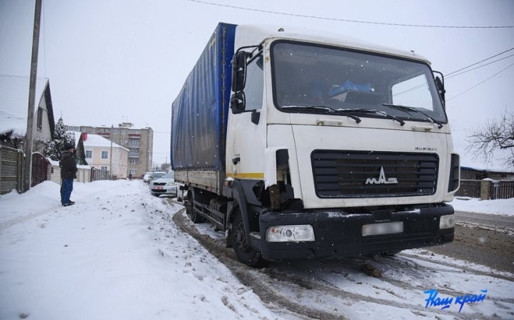 Грузовик и иномарка столкнулись в Барановичах