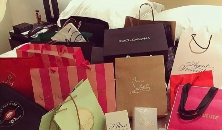 Женщина придумала себе бизнес и выманила у знакомых 1,6 миллиона рублей