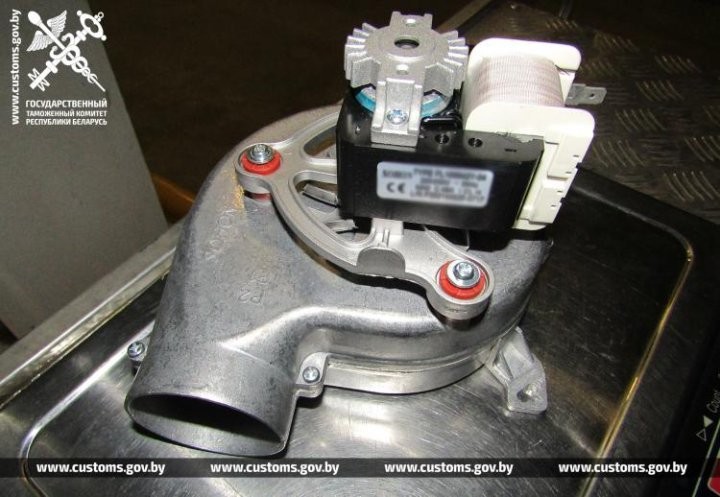 Брестские таможенники пресекли ввоз незадекларированного груза из Болгарии