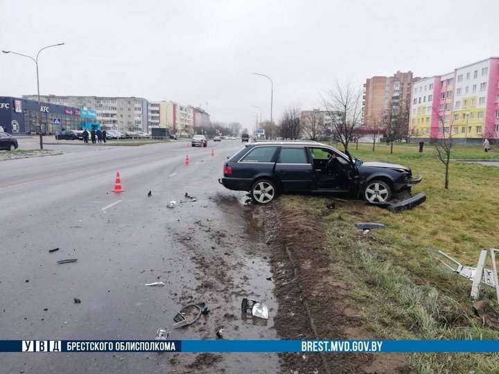 В ГАИ рассказали подробности ДТП в Кобрине