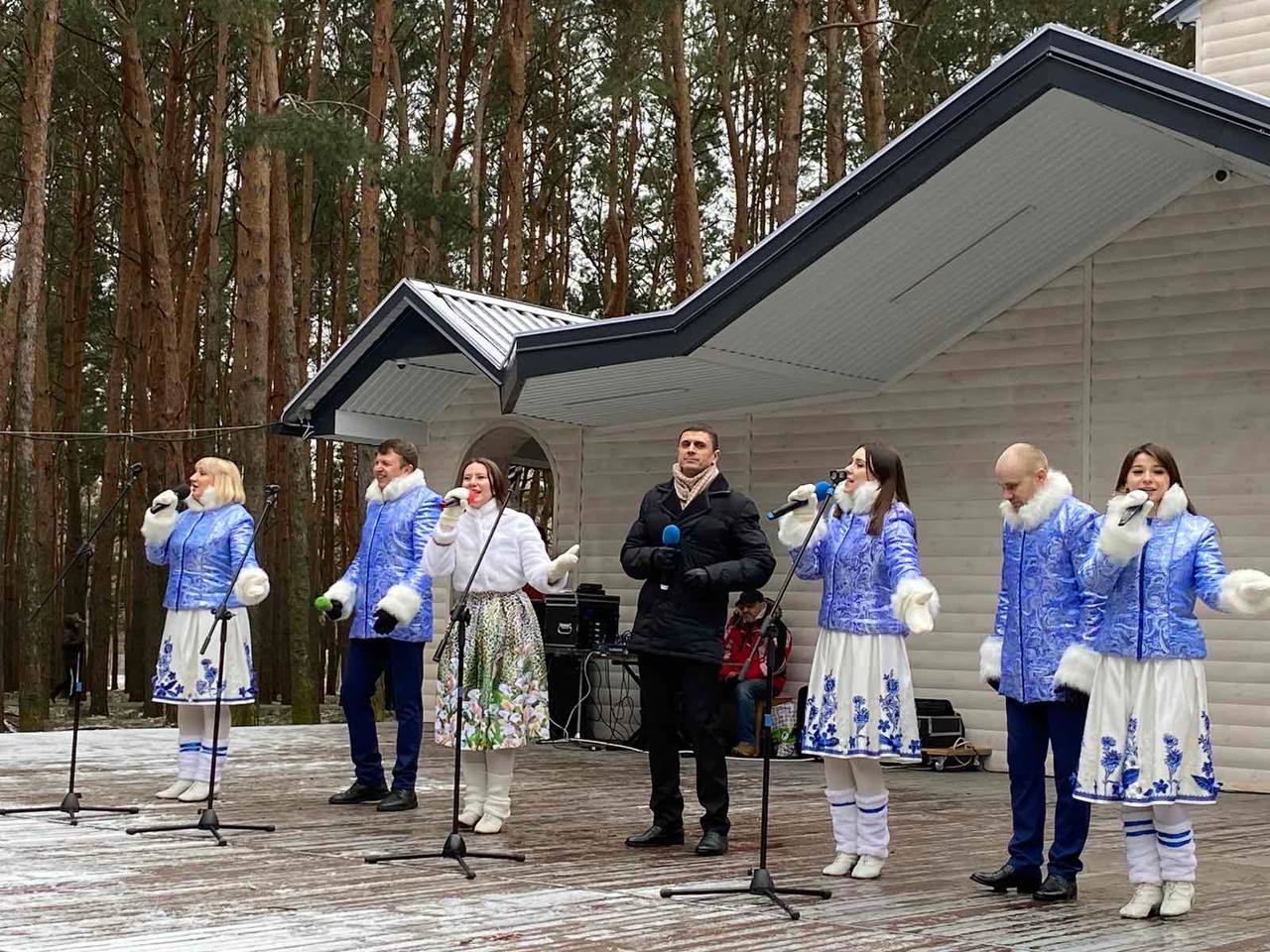 Масленичные гулянья проходят в парке Воинов-интернационалистов в Бресте