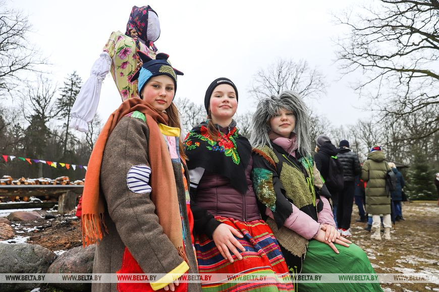 В «Беловежской пуще» Деда Мороза проводили в Антарктиду