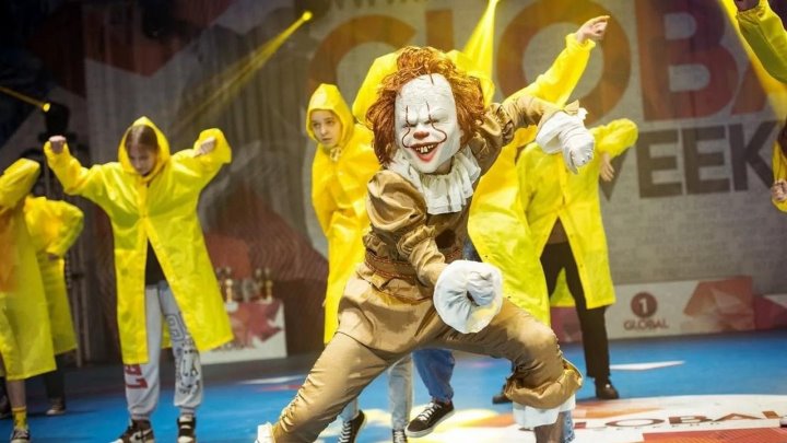 Белорус в разгар пандемии открыл танцевальную студию. Сколько удалось заработать?