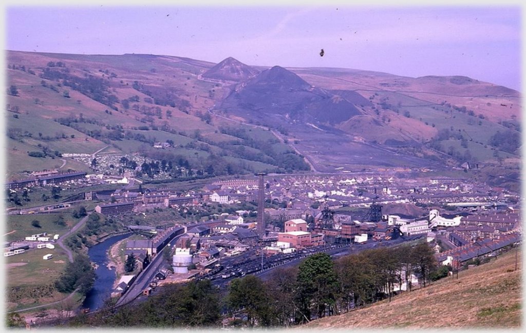 Эта трагедия унесла жизни 116 школьников. Никто так и не был наказан