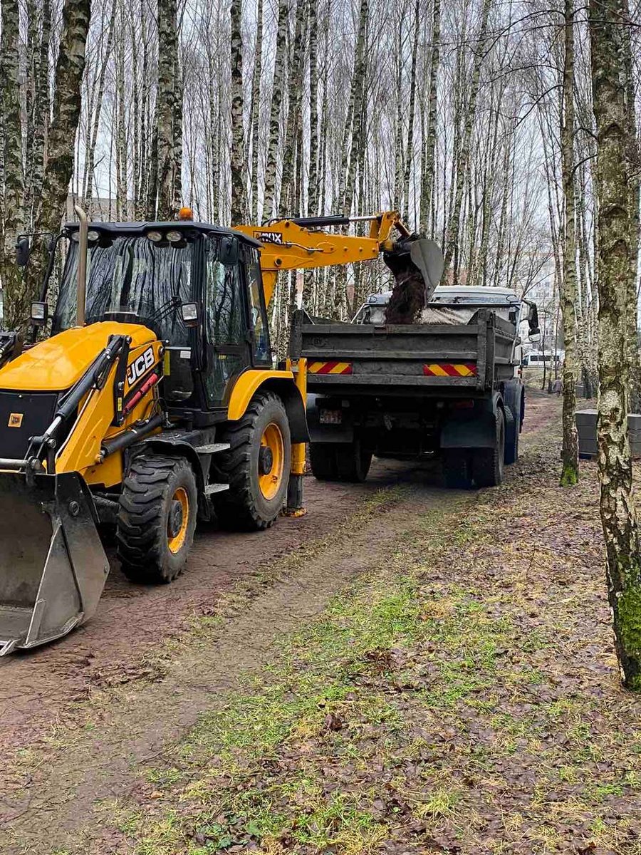 В Бресте продолжается реконструкция и благоустройство парка воинов-интернационалистов.