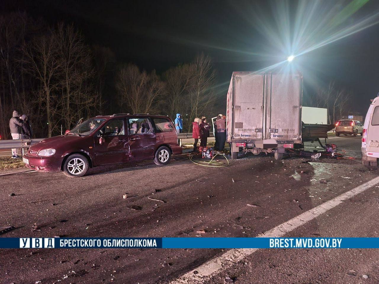 Недалеко от Бреста на М1 произошло серьёзное ДТП