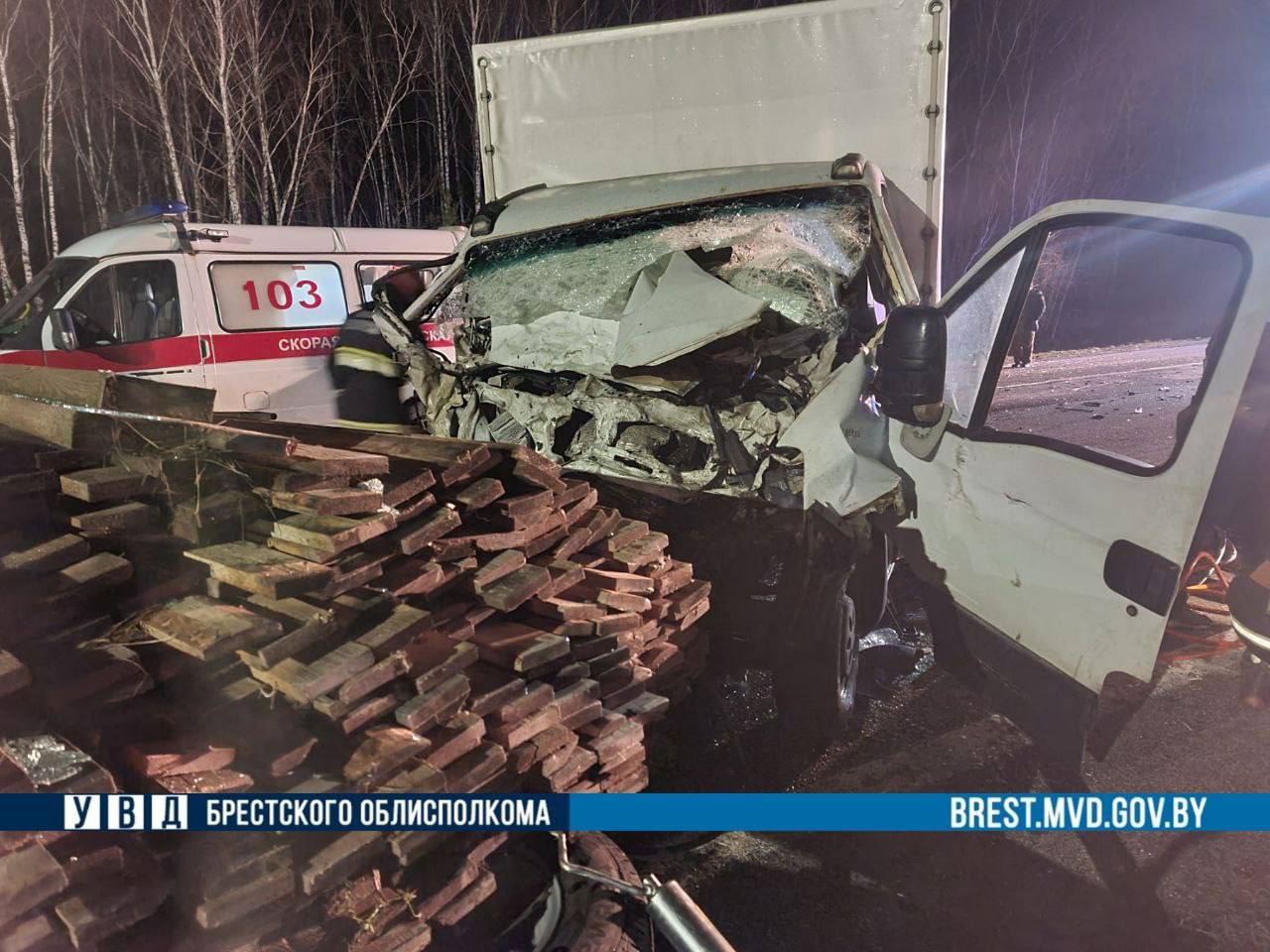 Недалеко от Бреста на М1 произошло серьёзное ДТП