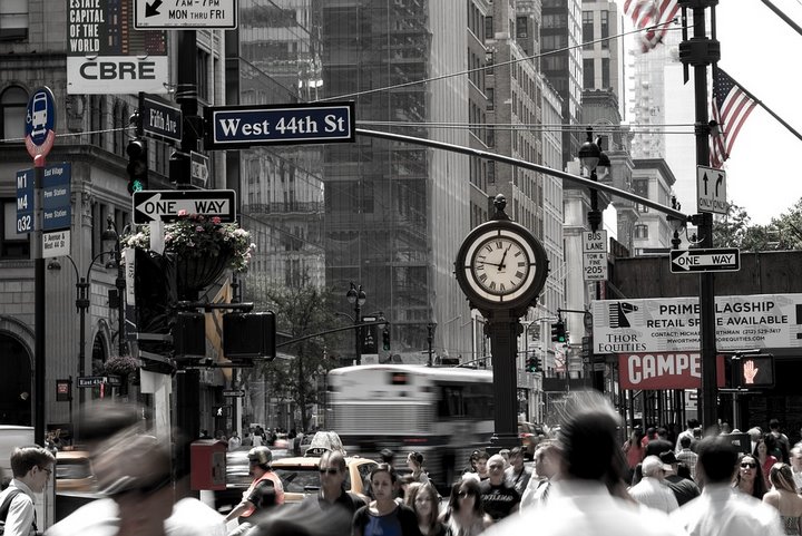 Страна, где не бывает отпуска: как трудятся и отдыхают американцы