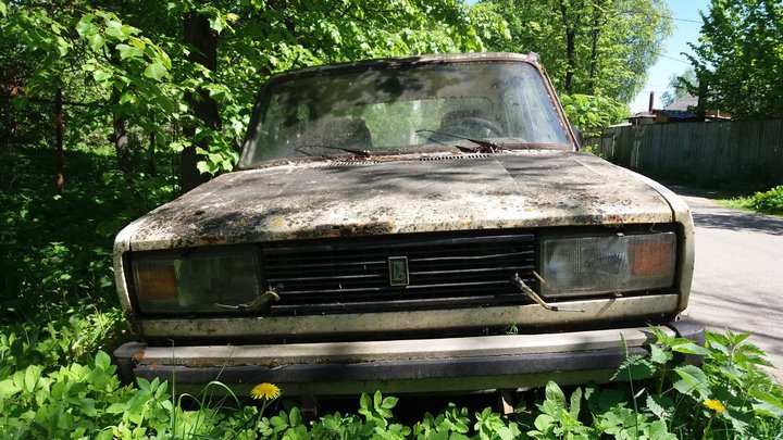 Белорус похитил с парковки автомобиль ВАЗ-2105 и сдал его на металлолом