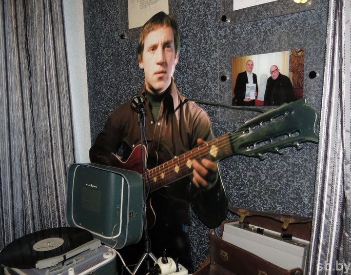 В Бресте вспоминают Владимира Высоцкого и исполняют его песни