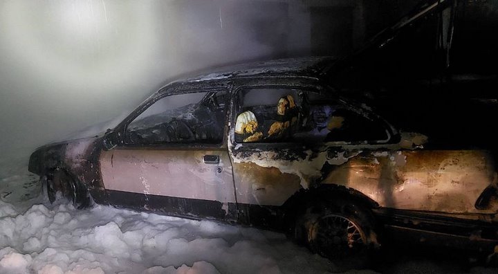 В Бресте горела машина
