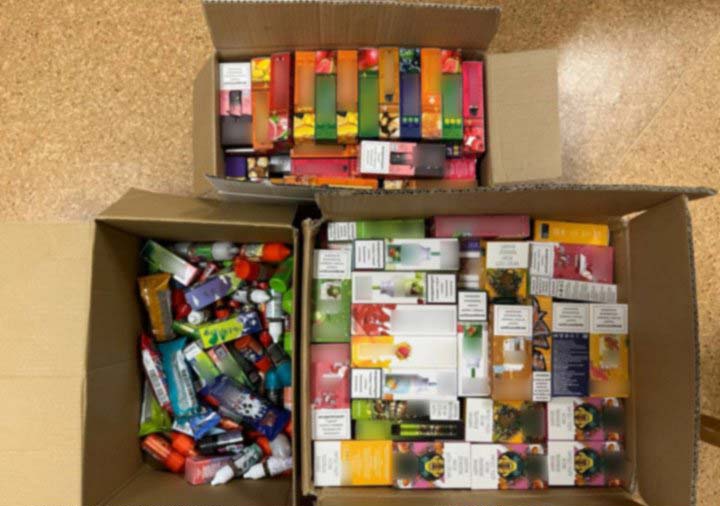 Белорусу грозит штраф до 100 базовых величин за незаконную продажу электронных сигарет в интернете