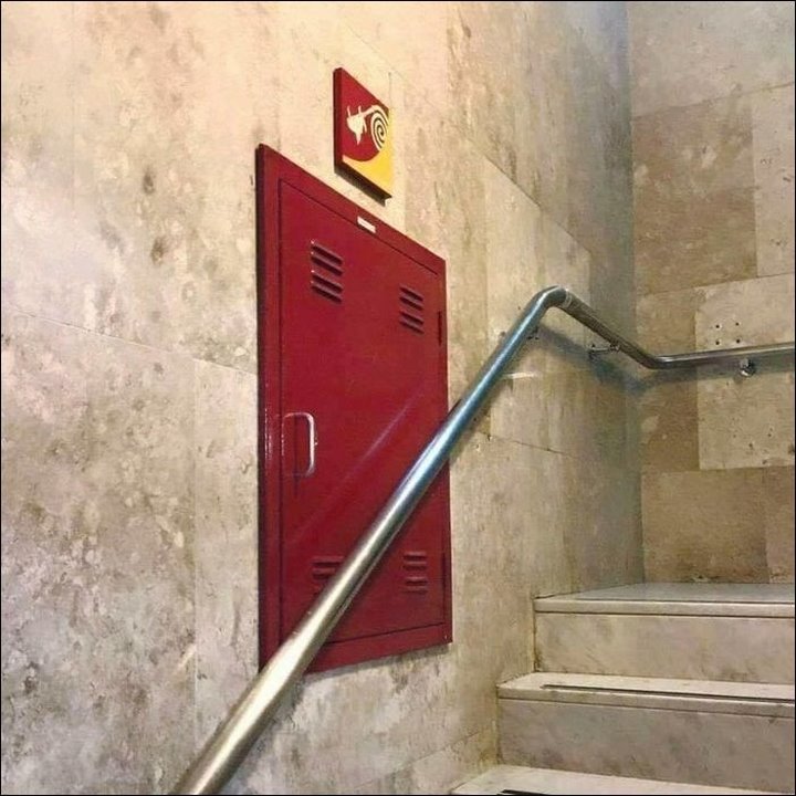 20 примеров того, что строительство не всегда подчиняется человеческой логике