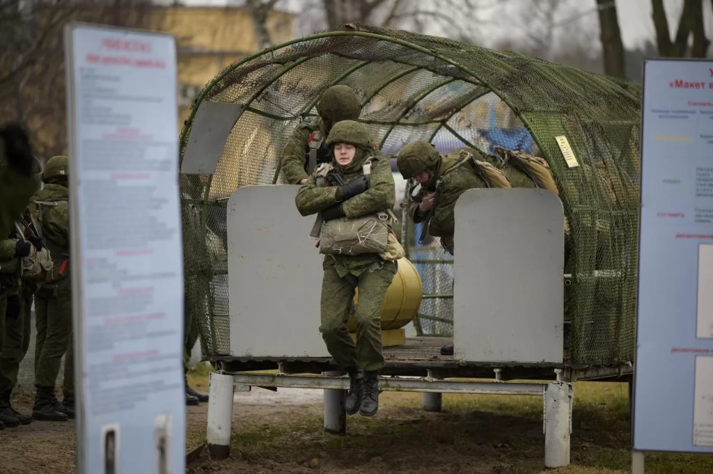 Боевая подготовка десантников в Бресте глазами западных журналистов