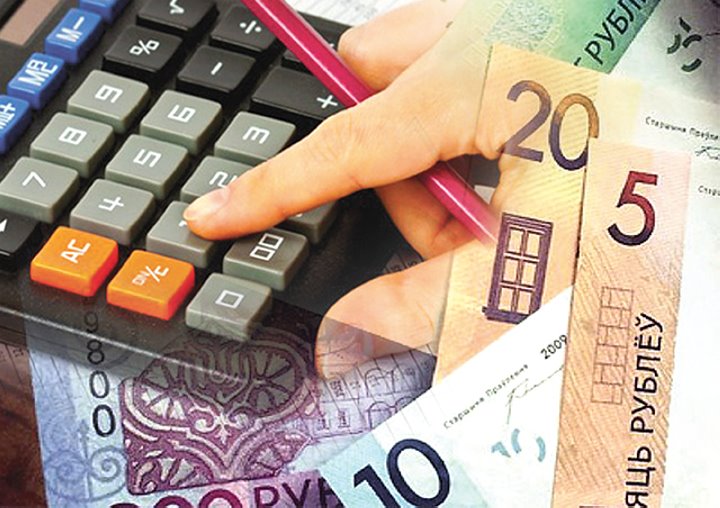 Бухгалтер считала отпускные для работников, но деньги приходили только ей