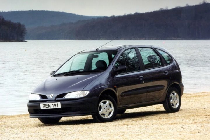 Эти модели признавали «Автомобилем года» в Европе, а как голосуют кошельком белорусы?