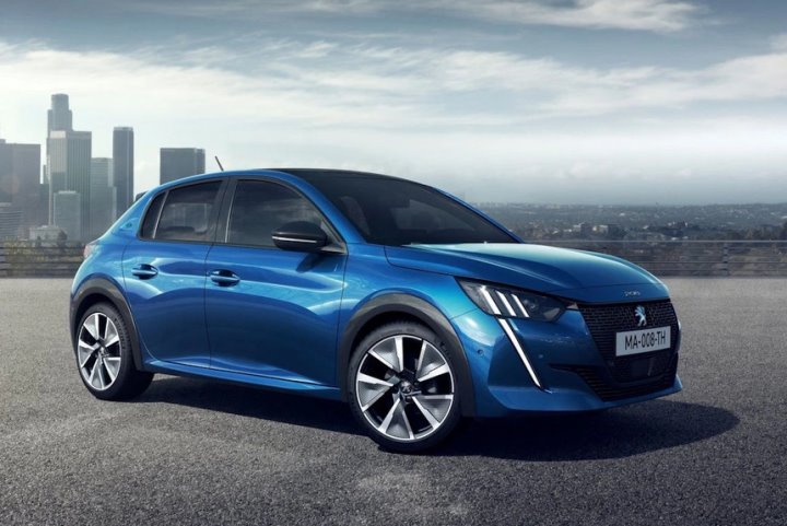 Эти модели признавали «Автомобилем года» в Европе, а как голосуют кошельком белорусы?