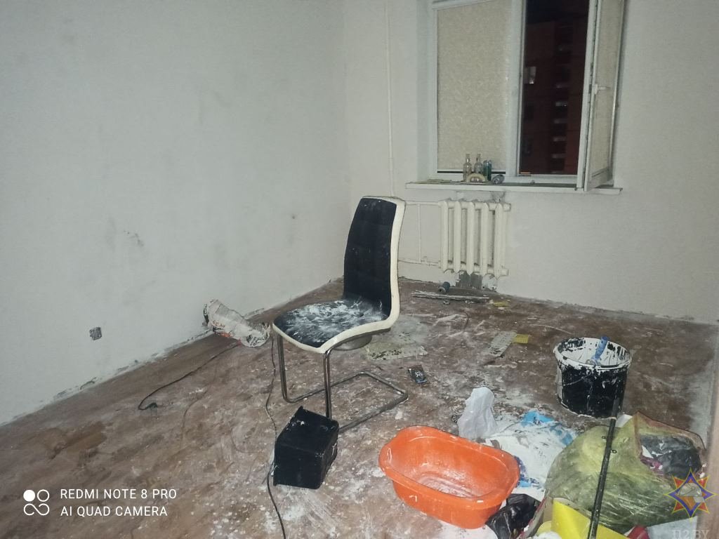 Появились фото и видео с пожара в квартире на Вульковской в Бресте