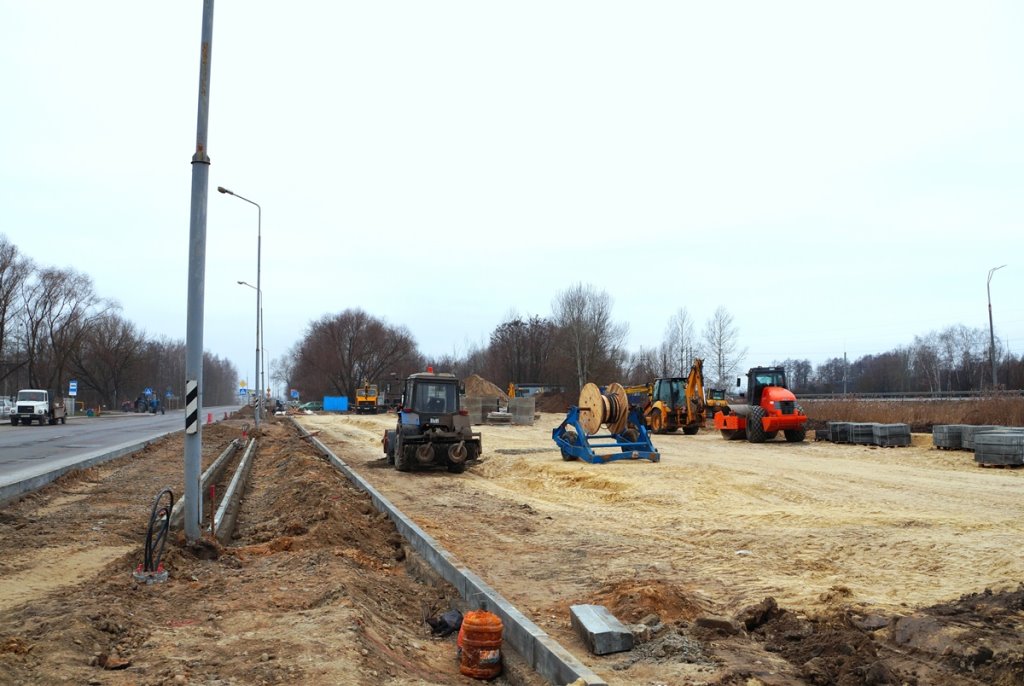 Новую парковку строят вдоль ул. Катин Бор в Бресте