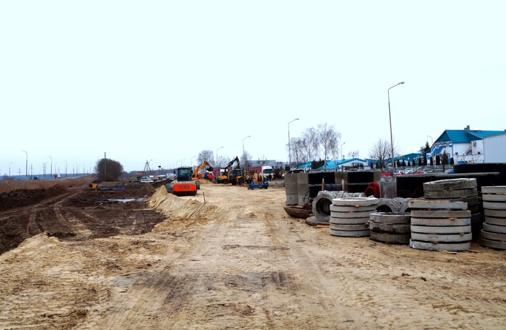 Новую парковку строят вдоль ул. Катин Бор в Бресте