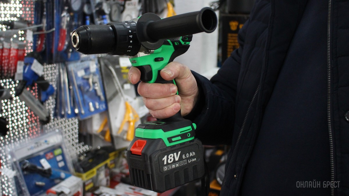 23 февраля близко… Надежным мужчинам дарите надежные инструменты по суперценам в «АмайзТрейд» в Бресте