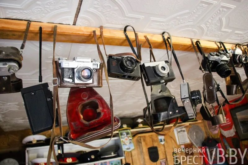 Залежи янтаря и россыпь местной истории. Энтузиаст создал в Мокранах музей в собственном доме